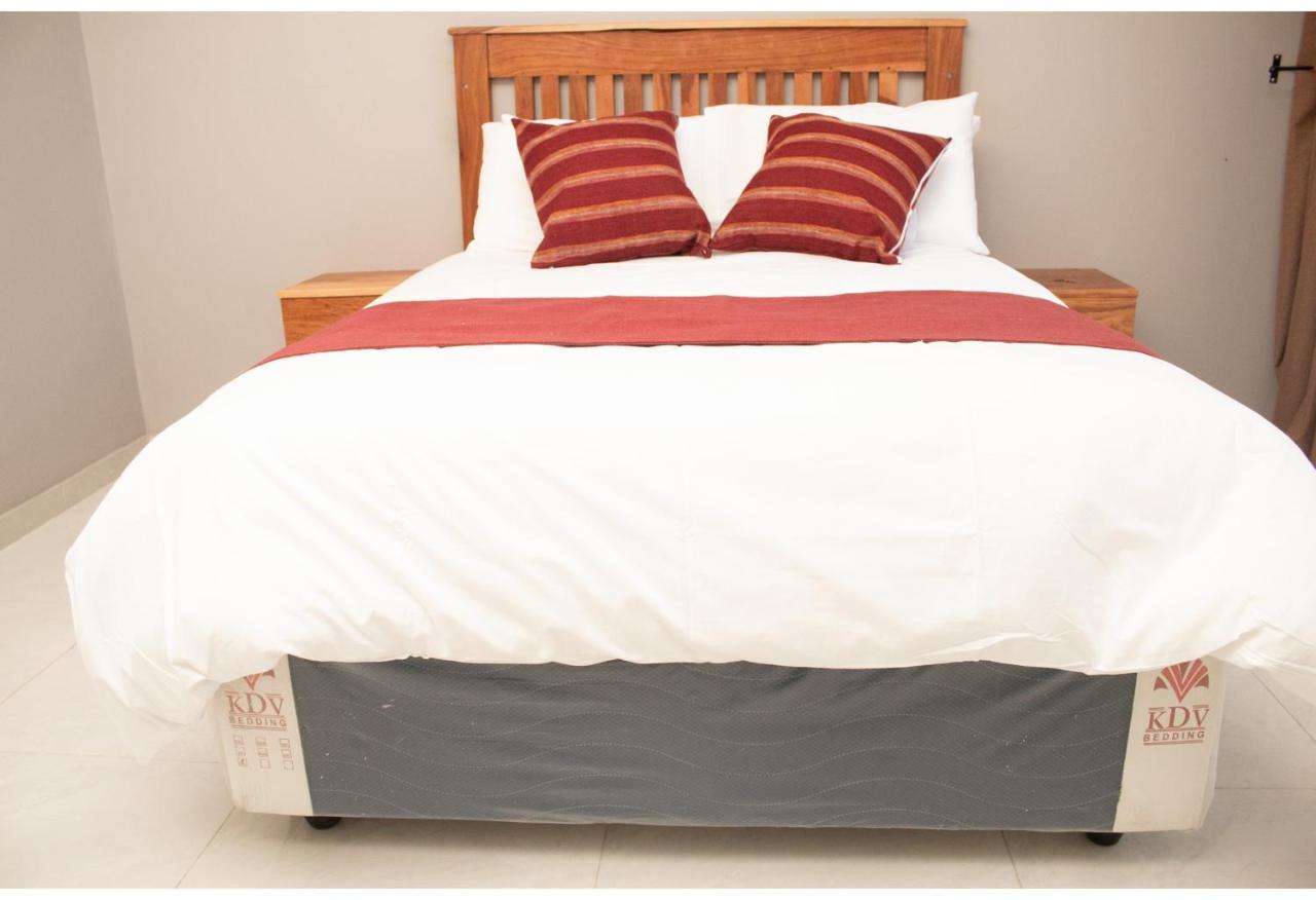 R Executive Apartments Harare Ngoại thất bức ảnh