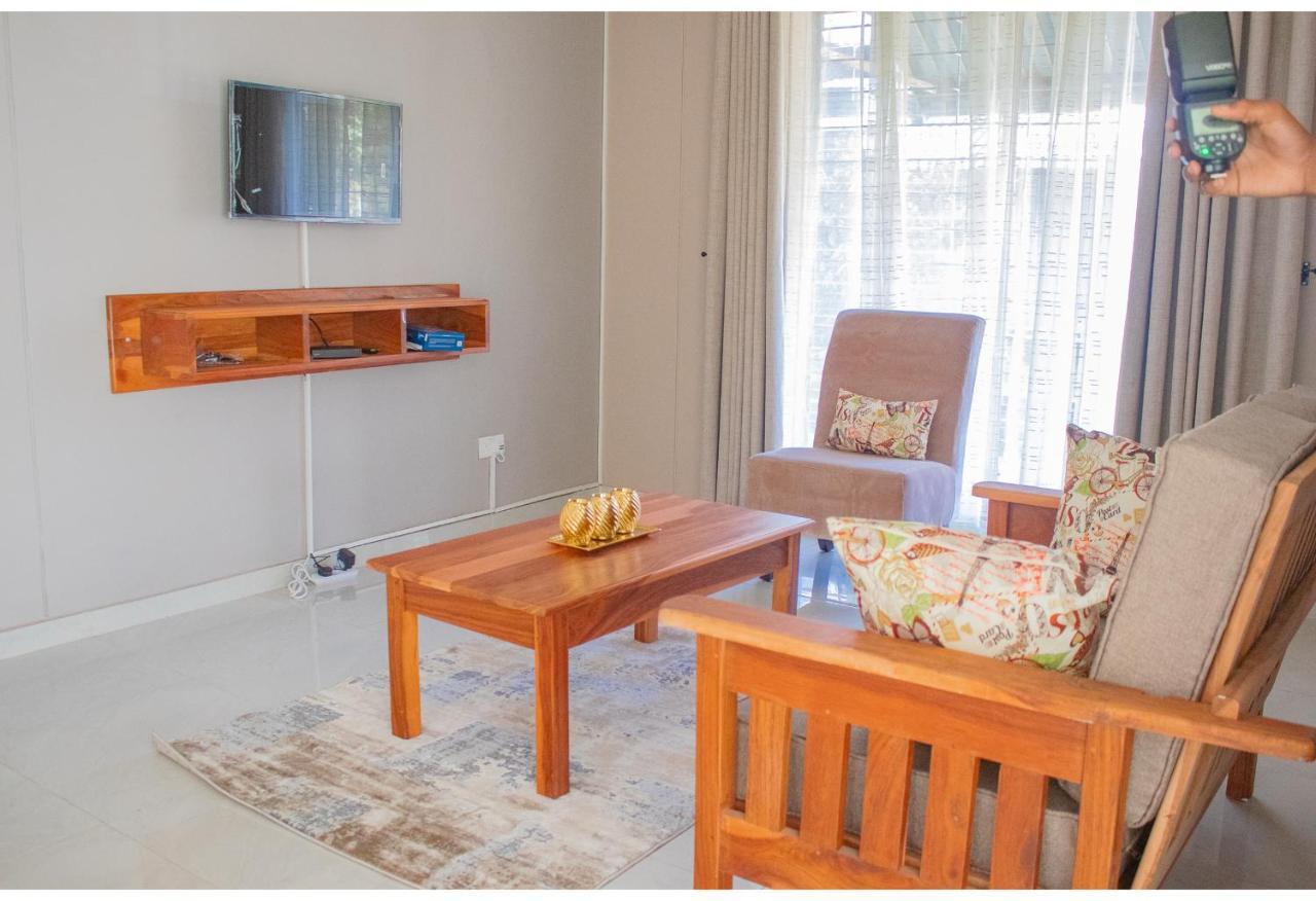 R Executive Apartments Harare Ngoại thất bức ảnh