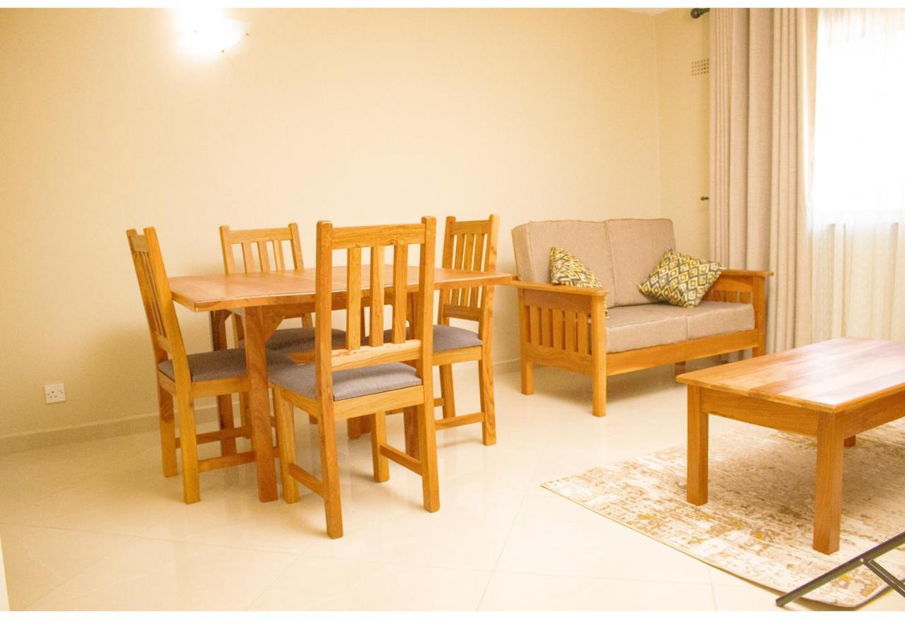 R Executive Apartments Harare Ngoại thất bức ảnh
